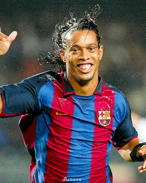 中国队在自 中国队在自