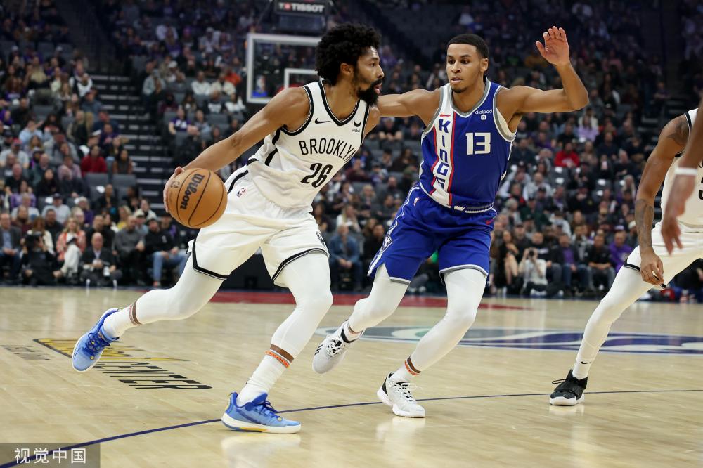 中的一个重 中的一个重